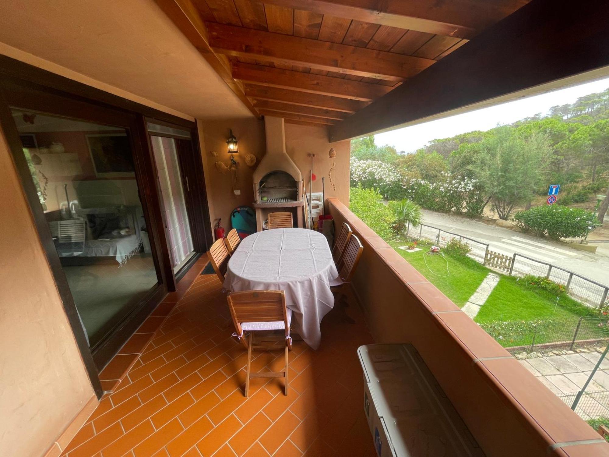 Purple House, 30M To Beach Pula Exterior foto